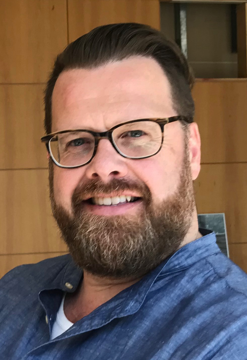 Couch Theatre Couchcast: Harald Djürken reads Emily&nbsp;Dickinson