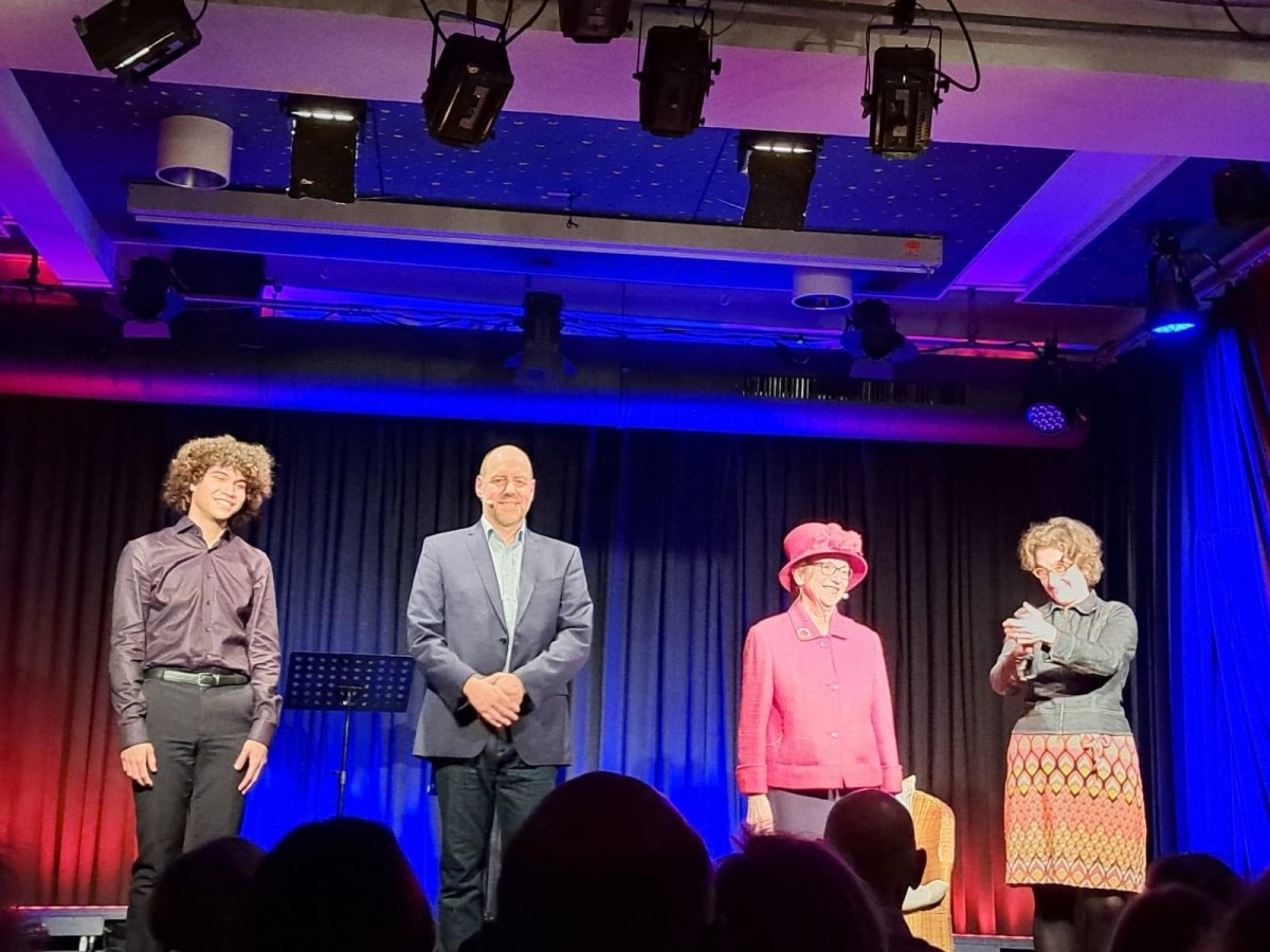 Goodbye to ‚Die Souveräne Leserin‘ von Alan Bennett at Goldbekhaus on 5th April&nbsp;2024!